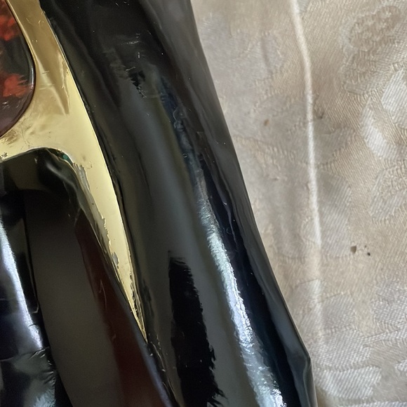 Vintage 1980s black patent shoes with gold details Size 8.5AA - Picture 5 of 6